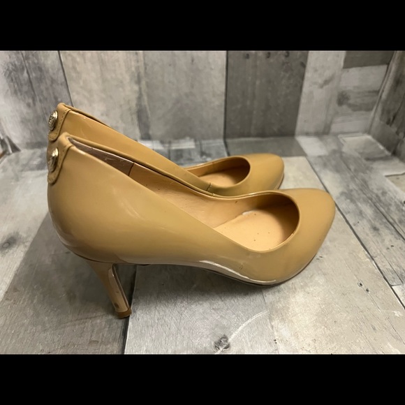 Ivanka trump heels pimps size 4.5m - Picture 4 of 10